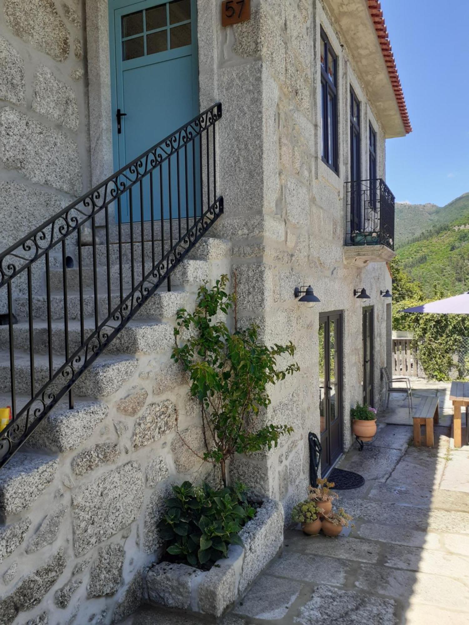 Villa Dos Santos - Gerês Country House Extérieur photo