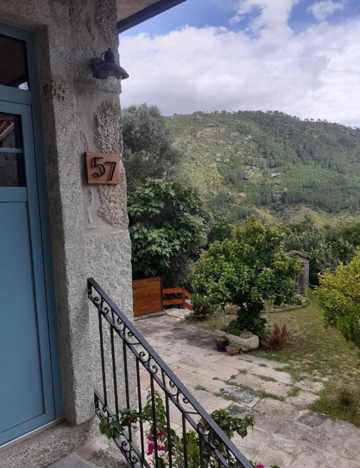 Villa Dos Santos - Gerês Country House Extérieur photo